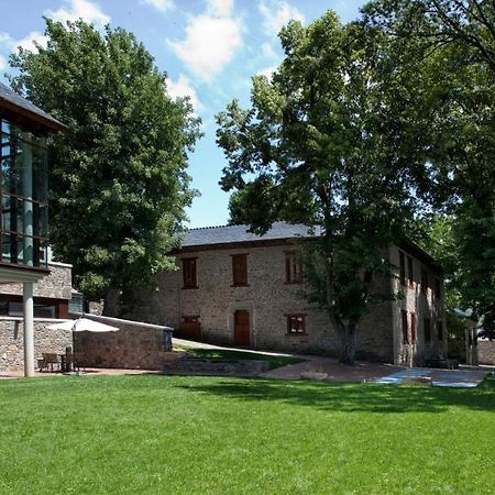 Albergue Francisco Giner De Los Rios Villablino Eksteriør bilde