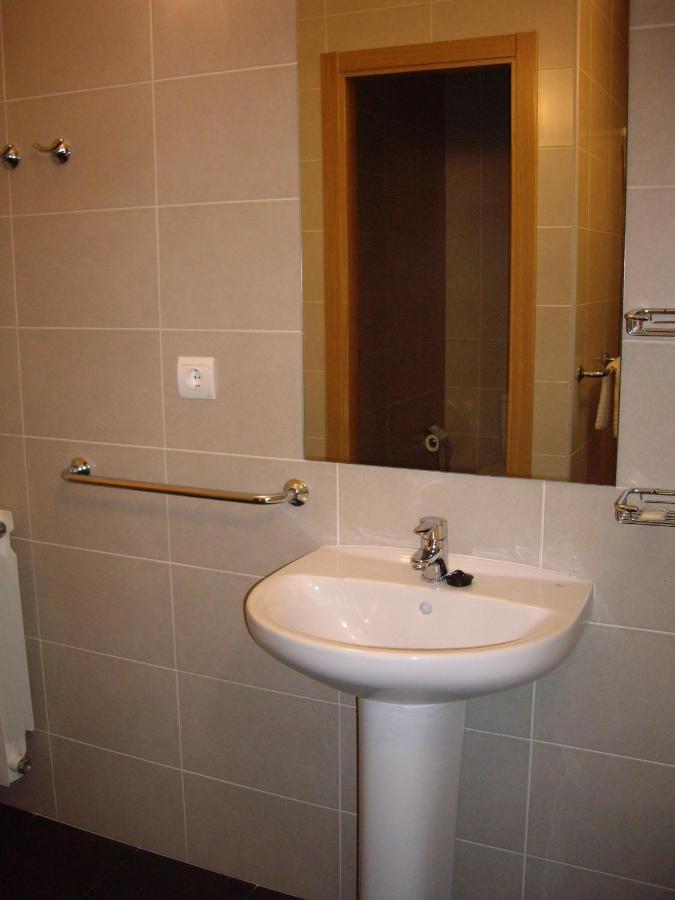 Albergue Francisco Giner De Los Rios Villablino Rom bilde